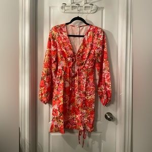 Floral print, ruched, front knot, front cut-out, body con dress